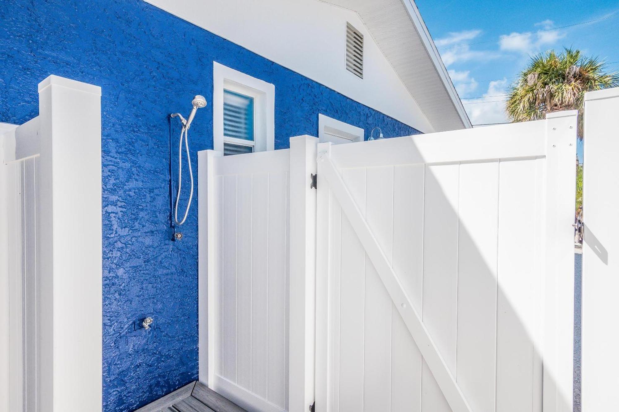 Azure Vila Anna Maria Exterior foto